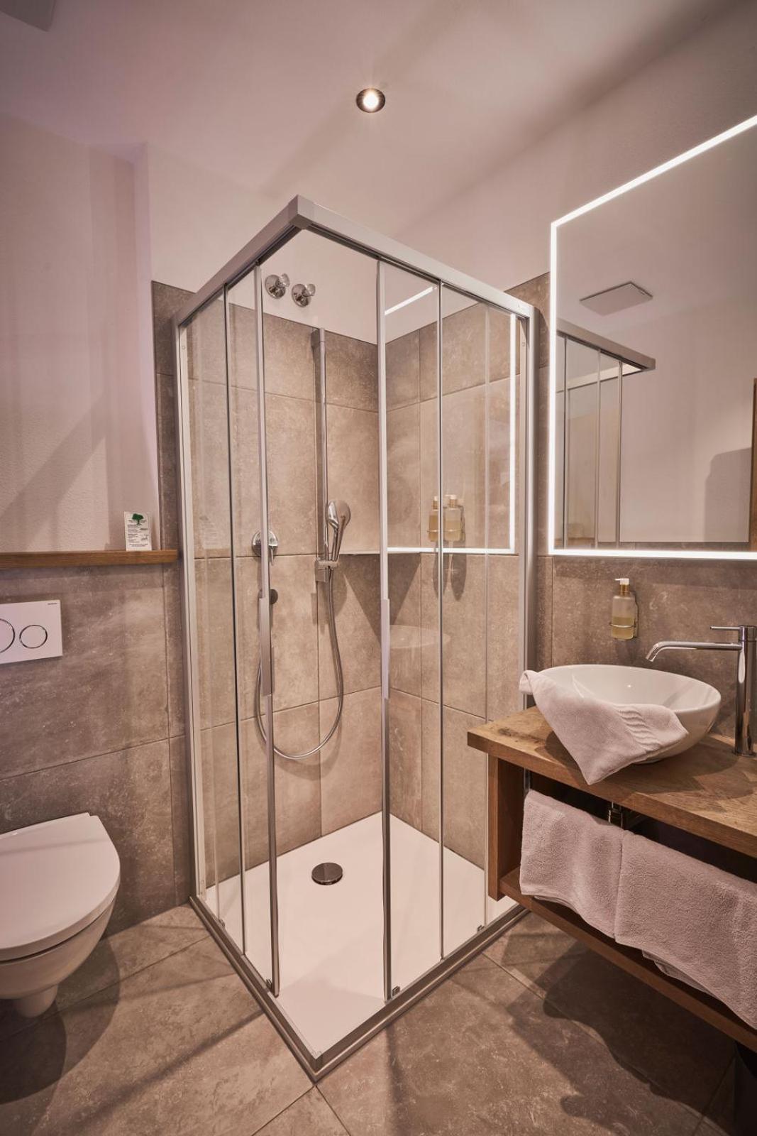 Rait'Ner Wirt Hotel Schleching Ngoại thất bức ảnh